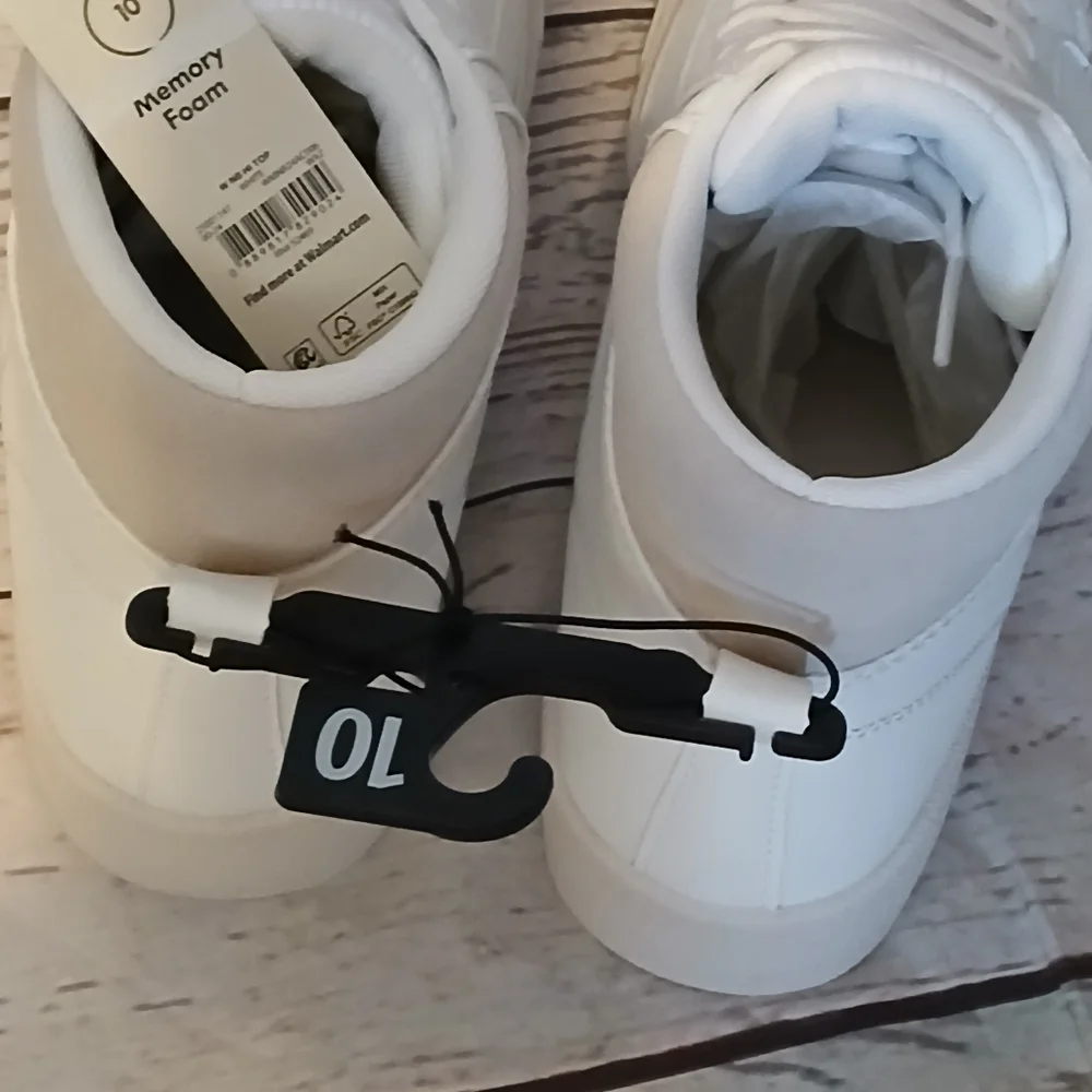 No Boundaries Women's High Top Sneakers White Size 10